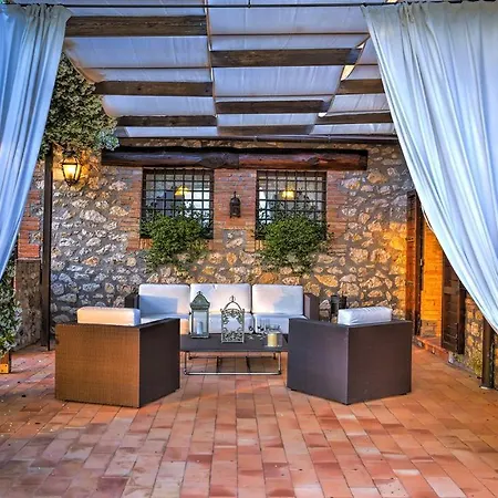 Casale Tre Cipressi 10, Emma Вилла Амелиа